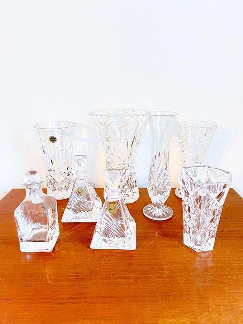 Vase (8) -  Collection de vases et carafes  - Cristal, Antiek en Kunst, Curiosa en Brocante