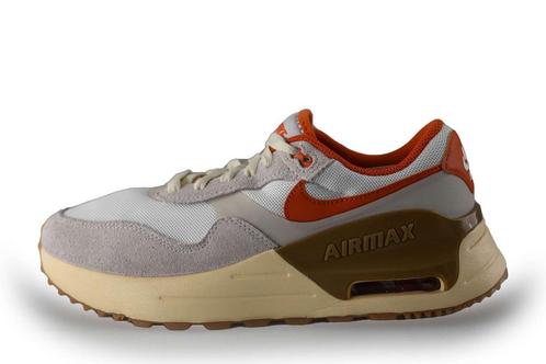 Nike Sneakers in maat 38 Beige | 5% extra korting, Kinderen en Baby's, Kinderkleding | Schoenen en Sokken, Jongen of Meisje, Zo goed als nieuw