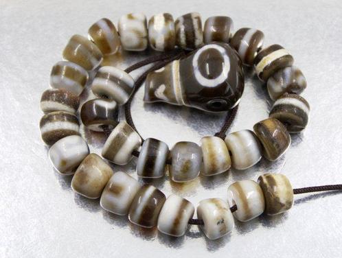 30 perles de prière tibétaines rares, antiques, uniques,, Verzamelen, Mineralen en Fossielen