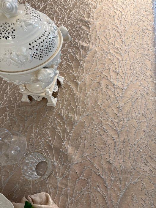 san leucio - Luxe damasttafelkleed van zijde met, Antiquités & Art, Antiquités | Meubles | Tables