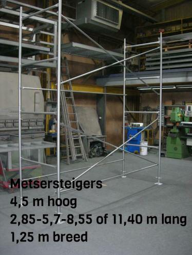 steigers 4,5 m H x 2,85-11,4 m L x 1,25 m B - metserstelling