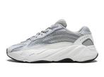 Adidas Yeezy Boost 700 V2 Static - Maat 38 EU, Kleding | Heren, Schoenen, Ophalen of Verzenden, Nieuw
