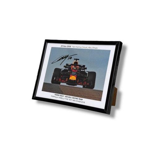Red Bull Tag Heuer F1 Team - F1 Pirelli tyre test Abu Dhabi, Verzamelen, Automerken, Motoren en Formule 1