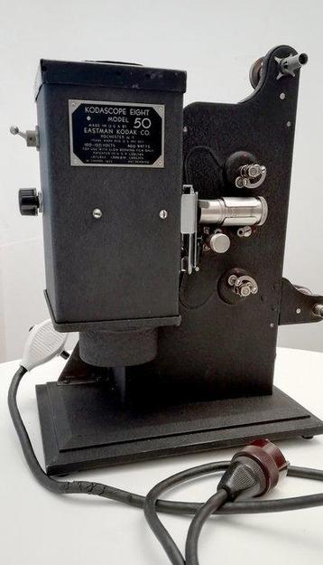 Eastman Kodak Co. Kodascope Eight Model 50 - 1930 Projecteur