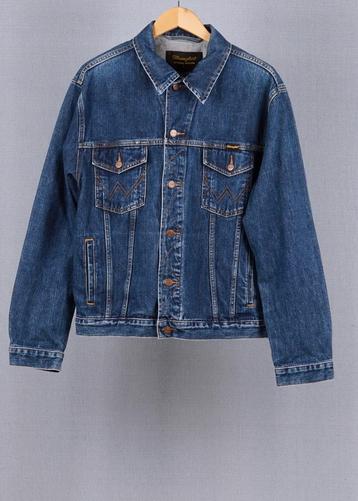 Wrangler Blue vintage denim jacket in size L for Unisex