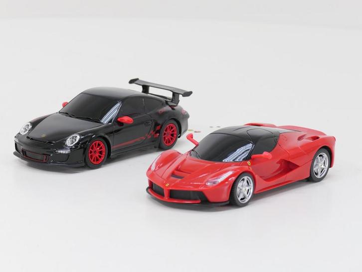 Schaal 1:24 Rastar RC auto Ferrari LaFerrari tegen Porche..., Hobby en Vrije tijd, Modelauto's | 1:24, Gebruikt, Ophalen of Verzenden