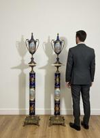 Vaas (4) - Porselein, Brons - Kolommen met vazen