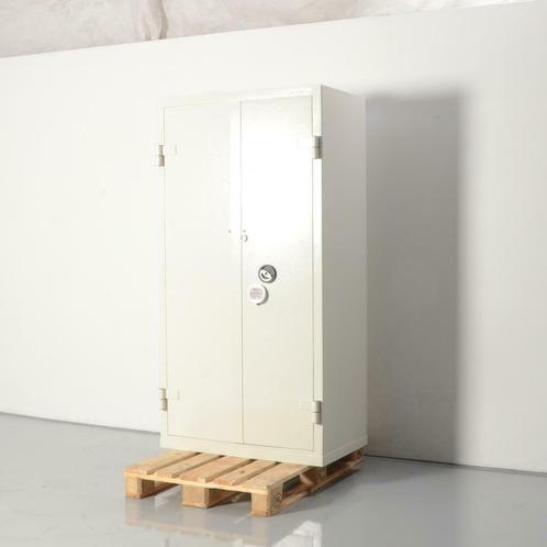 Konsmetal kluis, lichtgrijs, 185 x 96 cm, incl. 4 legborden, Huis en Inrichting, Kasten | Roldeurkasten en Archiefkasten, Gebruikt