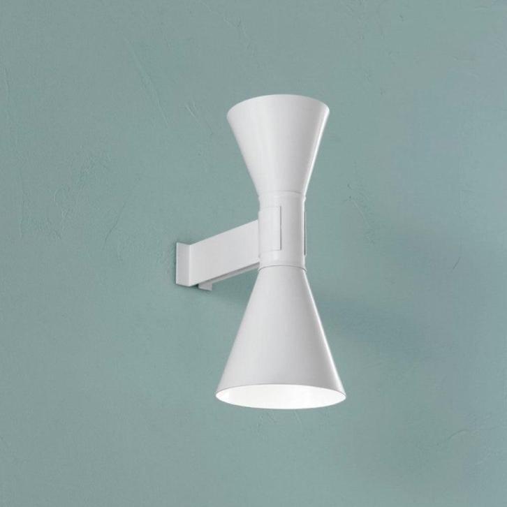 Nemo APPLIQUE DE MARSEILLE Le Corbusier Wandlamp, Maison & Meubles, Lampes | Appliques, Envoi