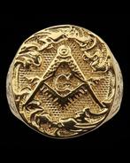 Chevalière Maçonnique du Grand Architecte : Élévation