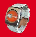 Axcent Electro - By Daniel Jakobsson - Montre à guichet Jump