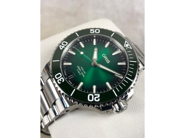 Veiling - Oris Aquis Date Cal. 400 01 400 7769 4157-07 8 22, Handtassen en Accessoires, Horloges | Heren