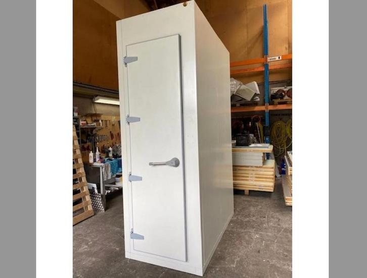 Online veiling: Koelcel, 106 x 197 x 316 cm, Zakelijke goederen, Horeca | Overige