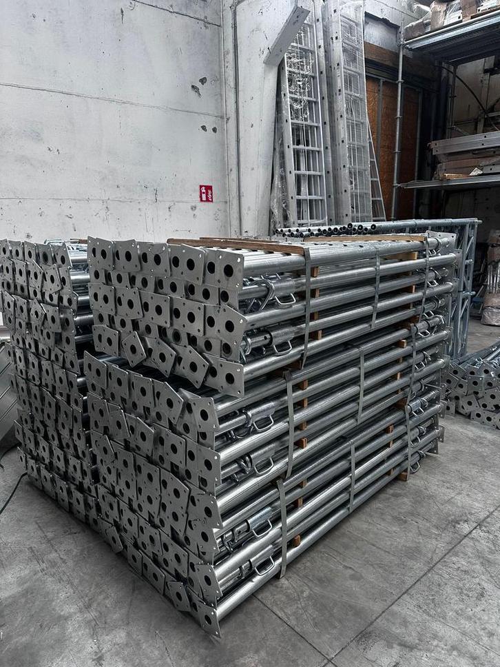 Étançons Neufs - 2m à 3.6m – Charge 2T / 1400kg, Doe-het-zelf en Bouw, Metalen, Ophalen of Verzenden
