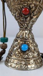 Tibet Brons, laag gehalte zilver Groot , rijk versierd, Antiek en Kunst