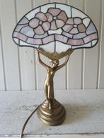 Lampe de table de style Tiffany en forme de femme avec un, Antiquités & Art