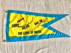 Lawrence Weiner (1942-2021) - Above / Below the level of