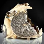 Antiek rokerscompendium, met zilveren hulpstukken op Puma, Nieuw