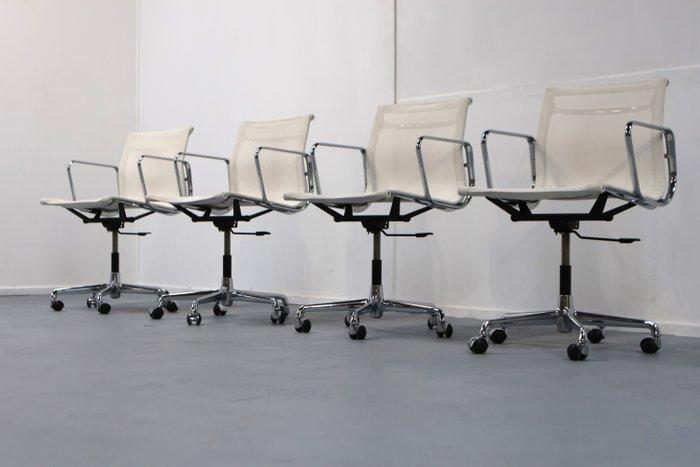 ICF - Charles & Ray Eames - Eetkamerstoel (4) - EA117 -, Antiek en Kunst, Kunst | Designobjecten