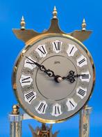 Klok - Koma – Jahresuhr unter Glasdom – Tischuhr, Messing &