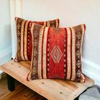 Set van twee exclusieve serie kussens - Kussen (2), Huis en Inrichting, Nieuw