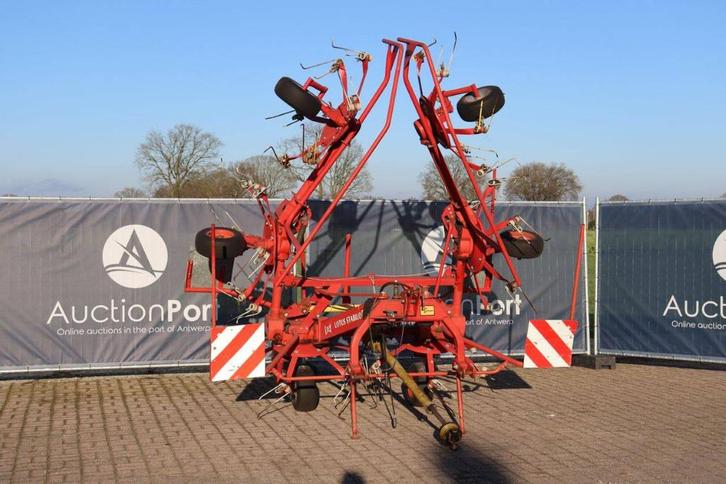 Veiling: Hooischudder Lely LOTUS STABILO 1999, Articles professionnels, Agriculture | Outils, Enlèvement