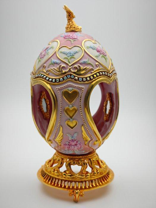 Œuf Fabergé - Œuf de cheval de carrousel de la House of, Antiquités & Art, Curiosités & Brocante