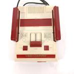 Nintendo - Famicom (Japanese NES) - Console set + 18 Games, Nieuw