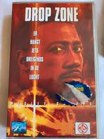 DROPZONE (VHS), Cd's en Dvd's, Gebruikt