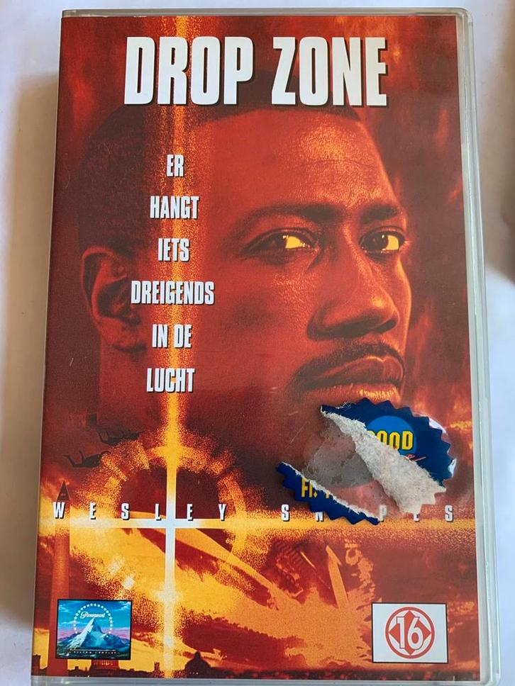 DROPZONE (VHS), Cd's en Dvd's, VHS | Film, Gebruikt