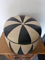 Pouf - théorie de lart