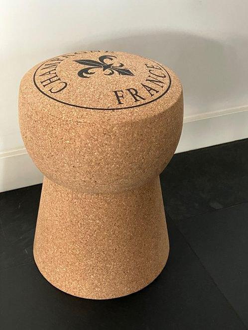 Tabouret - Kurk - capsule de champagne en forme de bouchon, Antiek en Kunst, Kunst | Designobjecten
