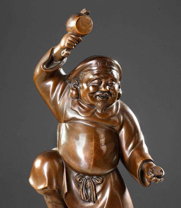 Okimono van de godheid Daikokuten  - Gepatineerd brons -, Antiek en Kunst, Antiek | Overige Antiek