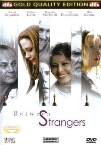 Between Strangers - DVD (Films (Geen Games)), Cd's en Dvd's, Dvd's | Overige Dvd's, Zo goed als nieuw, Ophalen of Verzenden