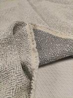 Lussuoso tessuto in misto lana by Luxury Living group -