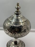 Pisside / kopje in 800 zilver, met de hand gesmeed. - .800, Antiek en Kunst