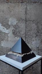 Lorenzo Favaron - Ascent (Pyramid version)