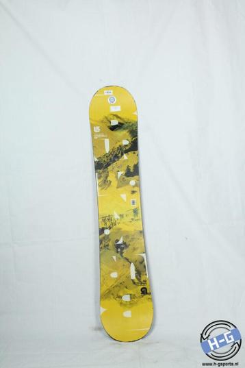 Refurbished - Snowboard - Burton Progression - 147 disponible aux enchères