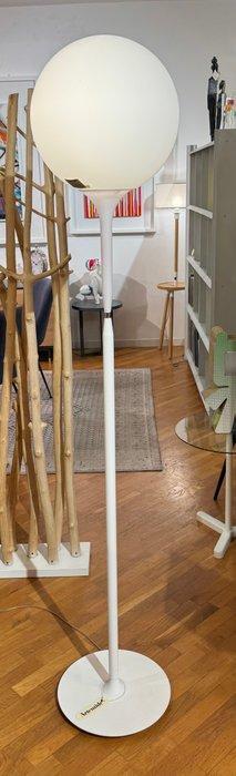 Artemide - Michele De Lucchi - Castore 35 Floor - Lampadaire, Antiek en Kunst, Antiek | Meubels | Stoelen en Sofa's