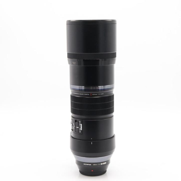Olympus M.Zuiko Digital ED 300mm F/4 IS PRO | Tweedehands, Audio, Tv en Foto, Foto | Lenzen en Objectieven, Zo goed als nieuw