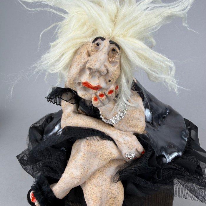 Anna Em - sculptuur, Waiting for the perfect man - angel -, Antiek en Kunst, Curiosa en Brocante