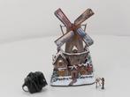 Thomas Kinkade Oude molen met Kerstmis Windmill Sculptu..., Overige typen, Ophalen of Verzenden, Zo goed als nieuw