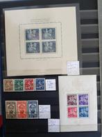 Monde - Collection de timbres de grande valeur dans un album, Timbres & Monnaies