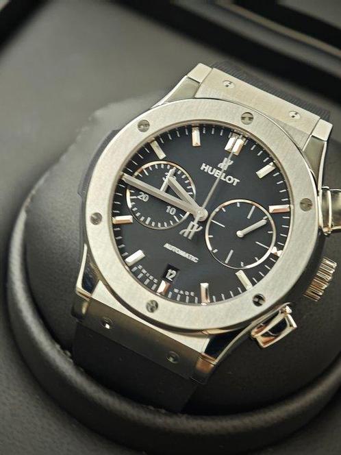 Hublot - Classic Fusion 45 Mm Black 2024 NEW -, Handtassen en Accessoires, Horloges | Heren
