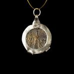 Grec antique mycénien Pendentif avec une pièce de monnaie