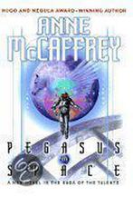 Pegasus In Space 9780345434661, Anne McCaffrey, Zo goed als nieuw, Verzenden