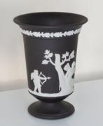 Wedgwood - Wedgwood - Plateau (4) - bol, urne-vase, petit