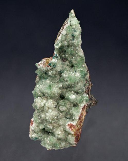 RARE !!! SMITHSONITE CUPRIENNE avec DIOPTASE mineure -, Verzamelen, Mineralen en Fossielen