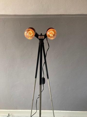 Lampe - Lumière de cinéma Kodak Brownie 8 - Acier, Bakélite beschikbaar voor biedingen