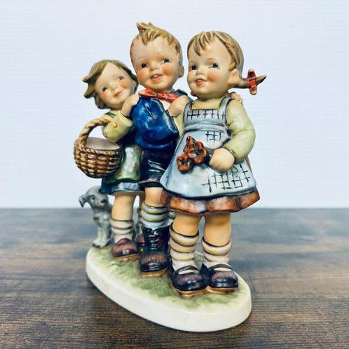 Hummel # 369 - Follow the Leader - TMK6 - Beeldje -, Antiek en Kunst, Curiosa en Brocante